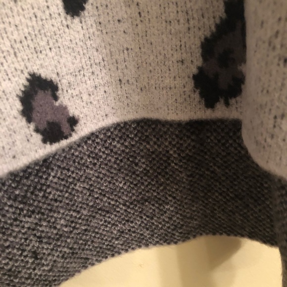 NWT Workshop Camouflage High Low Sweater Size XS - Picture 8 of 8